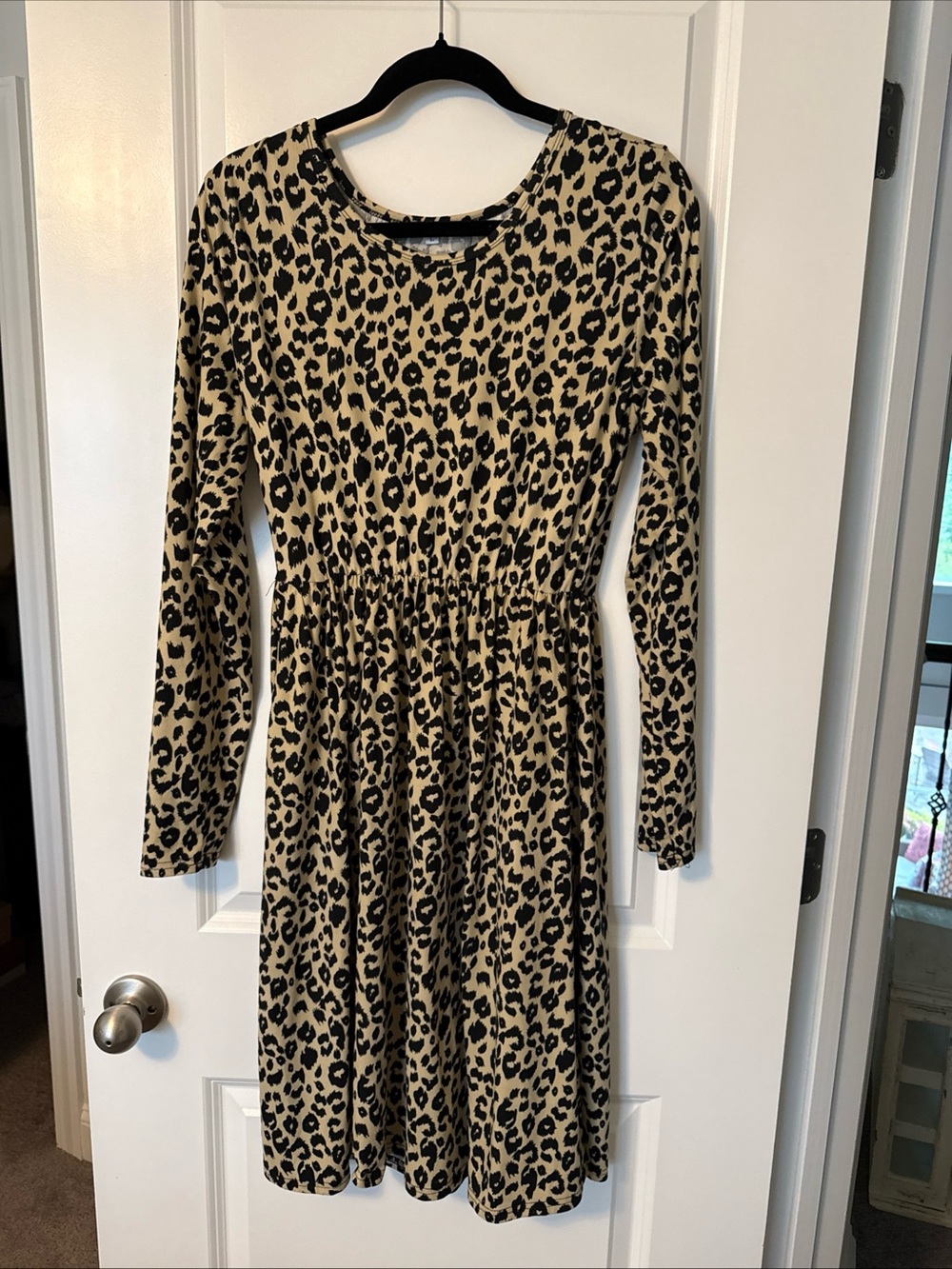 Women's Long Sleeve Casual Dress with Pockets Large Leopard Print